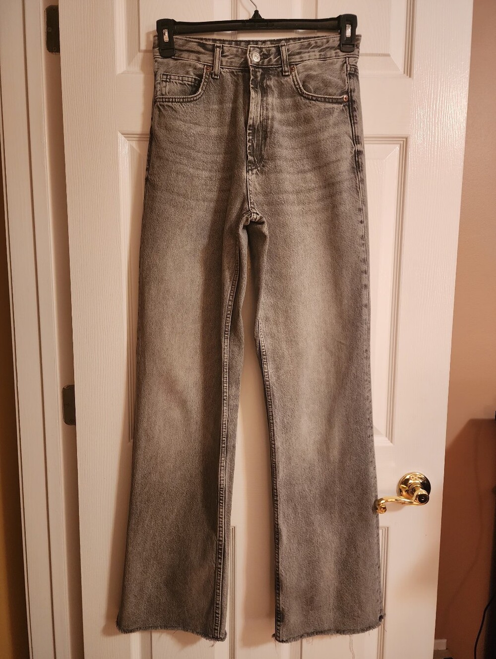 Zara Light Gray Washed Jeans